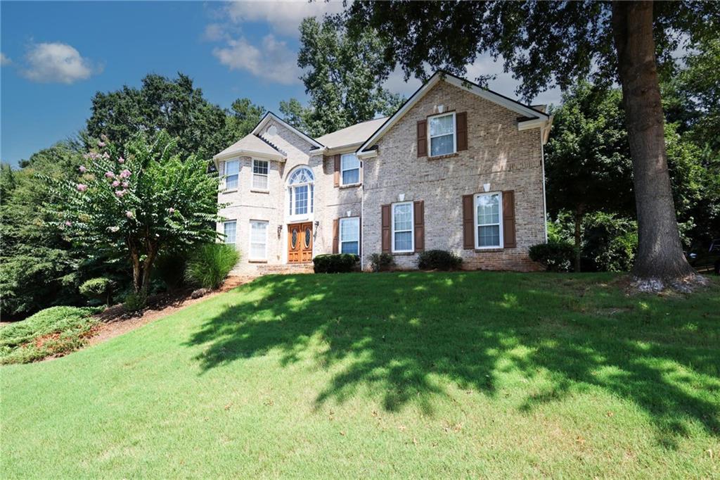 1105 Fountain Crest Drive SE Property Photo 1