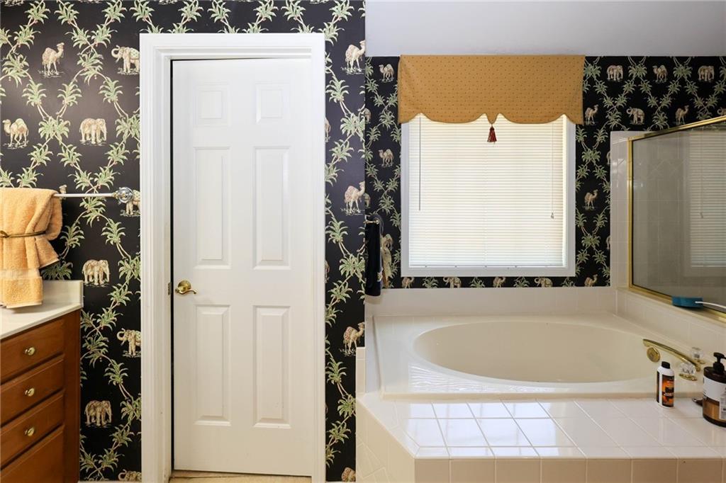 1105 Fountain Crest Drive Se Property Photo 17