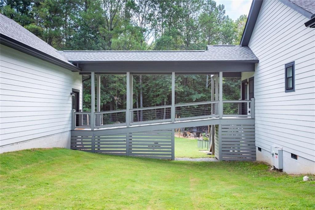 4973 Yukon Road Property Photo 6