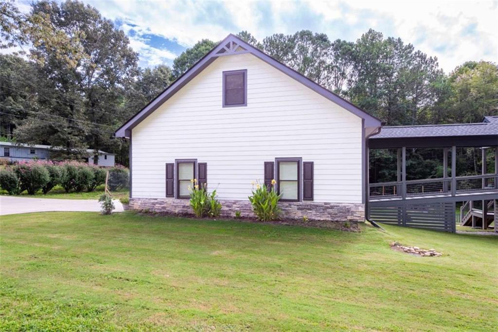 4973 Yukon Road Property Photo 7
