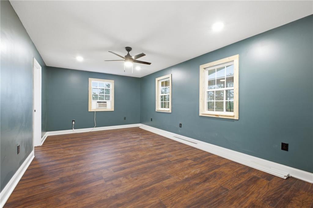 432 Dunn Road Se Property Photo 15