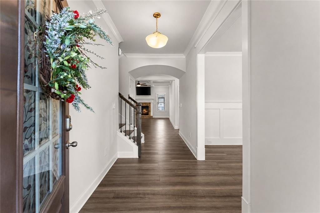 7129 Birch View Court Property Photo 5