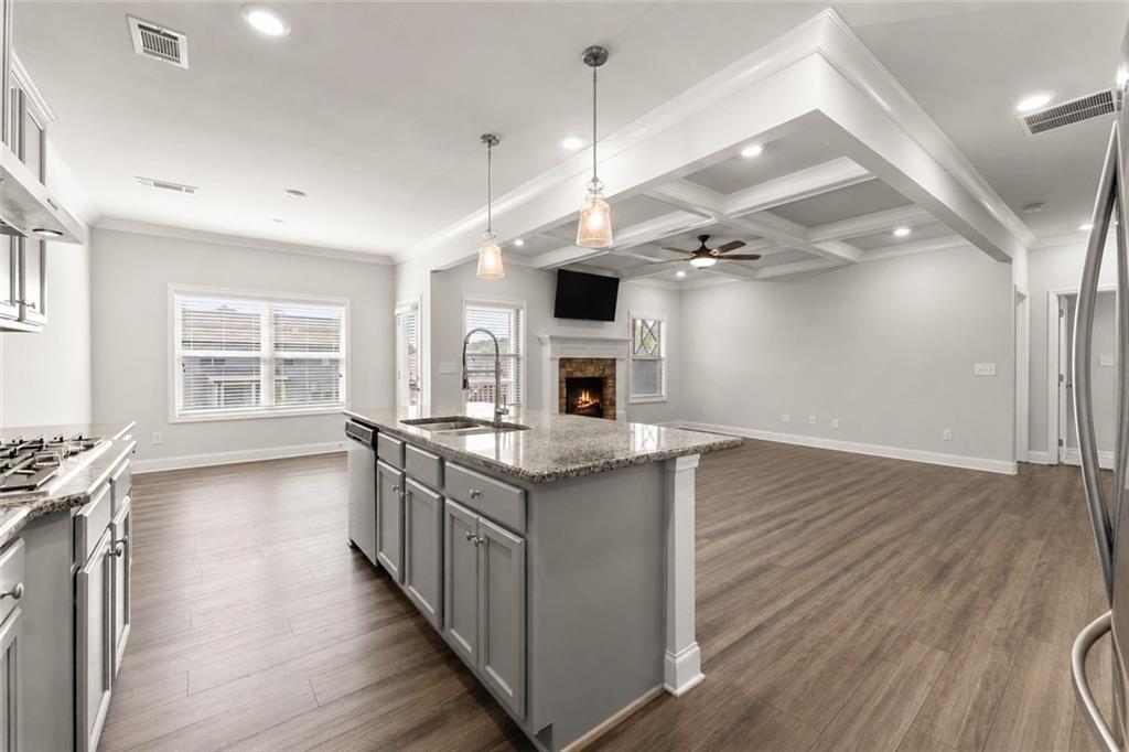 7129 Birch View Court Property Photo 13