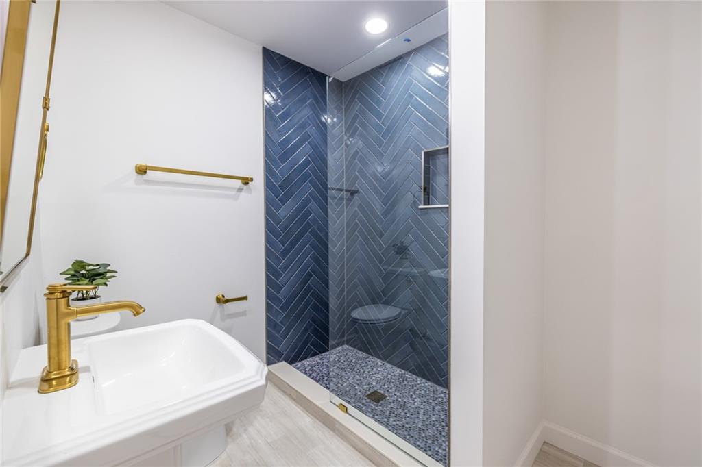 172 Garden Lane Property Photo 21
