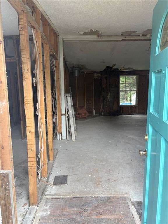 219 Lynn Road Property Photo 15
