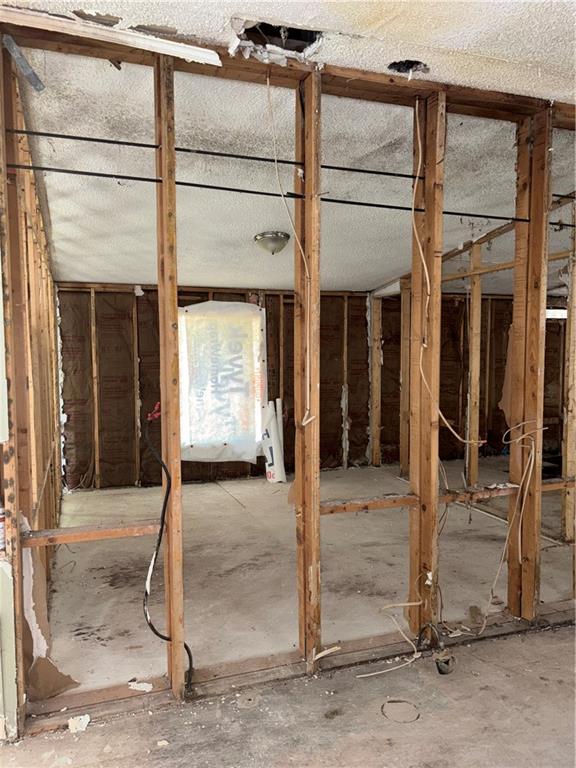 219 Lynn Road Property Photo 21