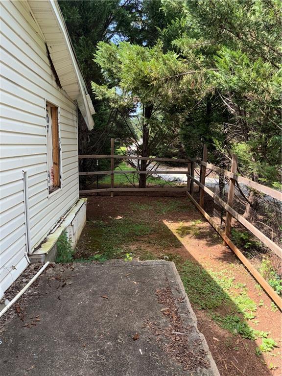 219 Lynn Road Property Photo 25