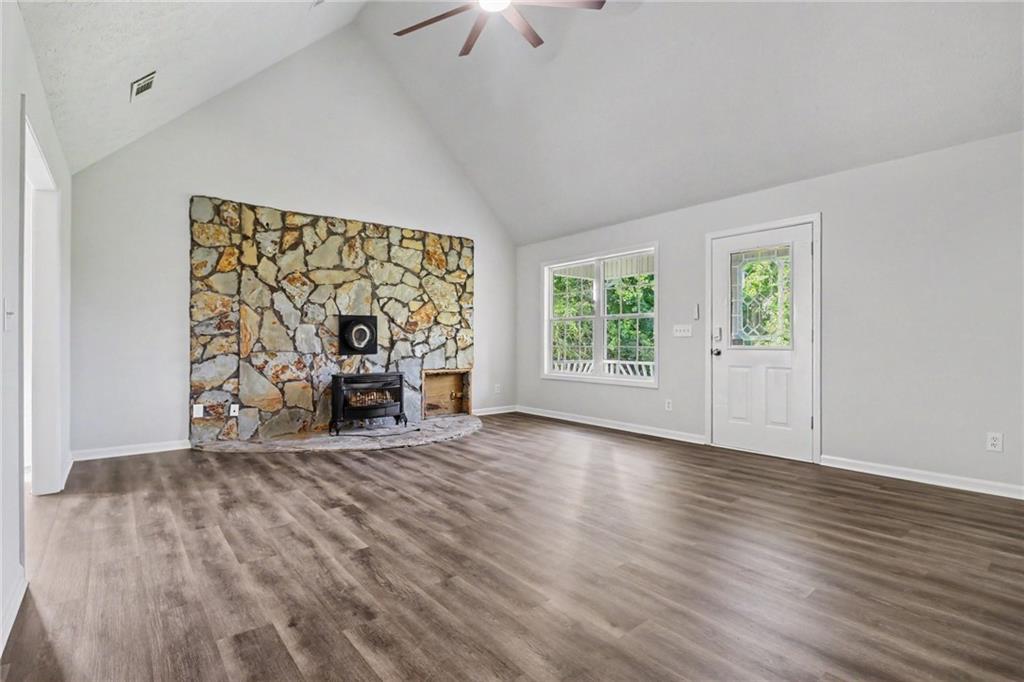 4075 Asbury Mill Road Property Photo 6