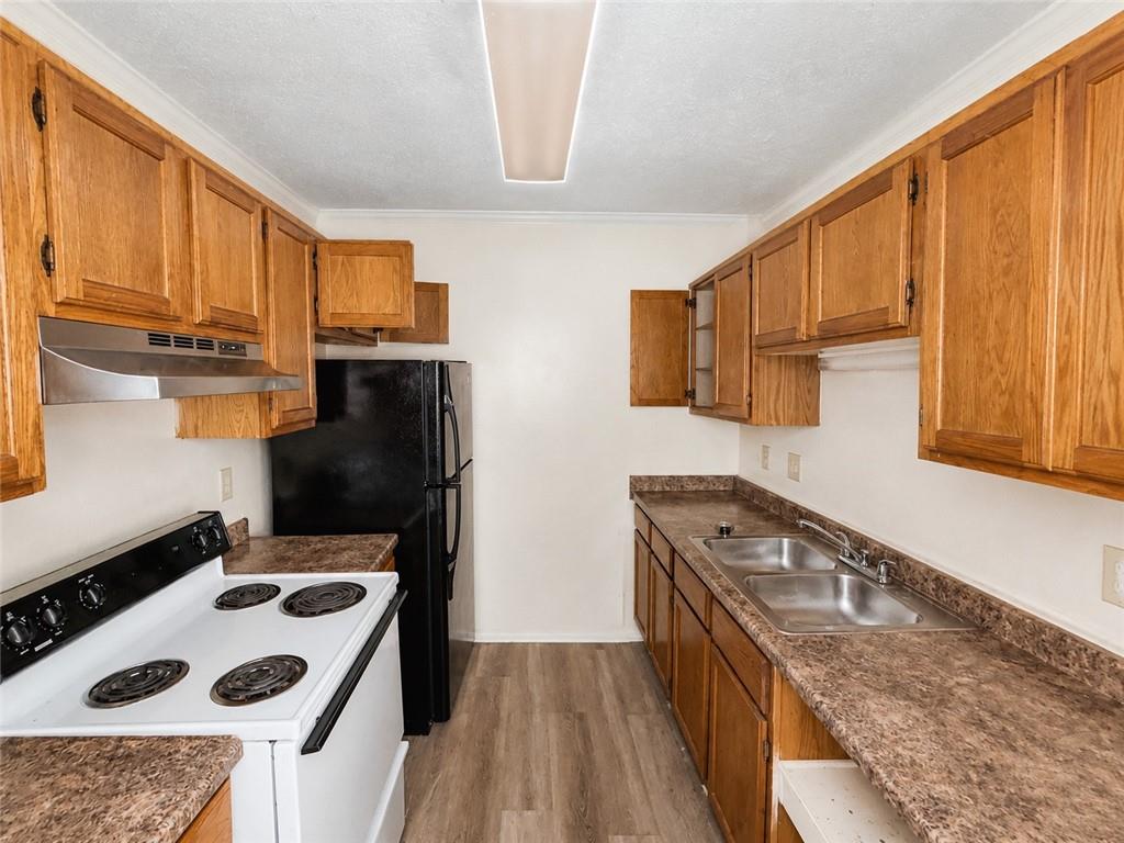 4375 Barrington Place Property Photo 3