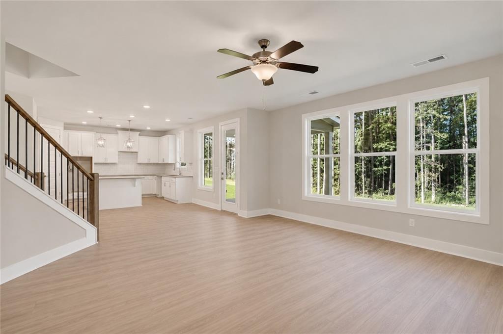 108 Se Patillo Manor Se Property Photo 14