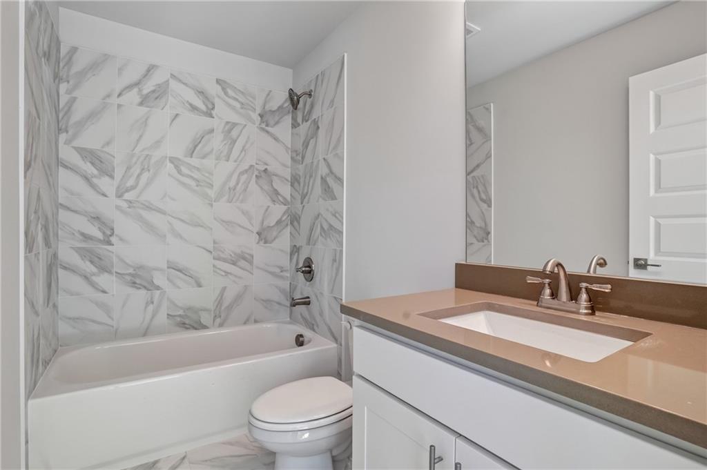 108 Se Patillo Manor Se Property Photo 22