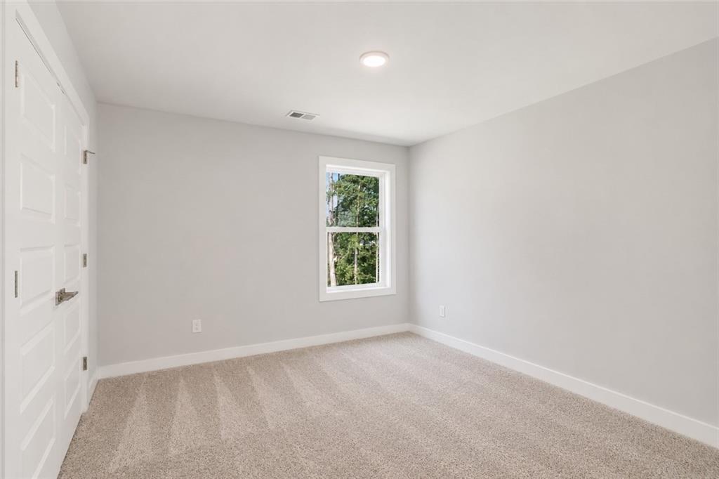 108 Se Patillo Manor Se Property Photo 31