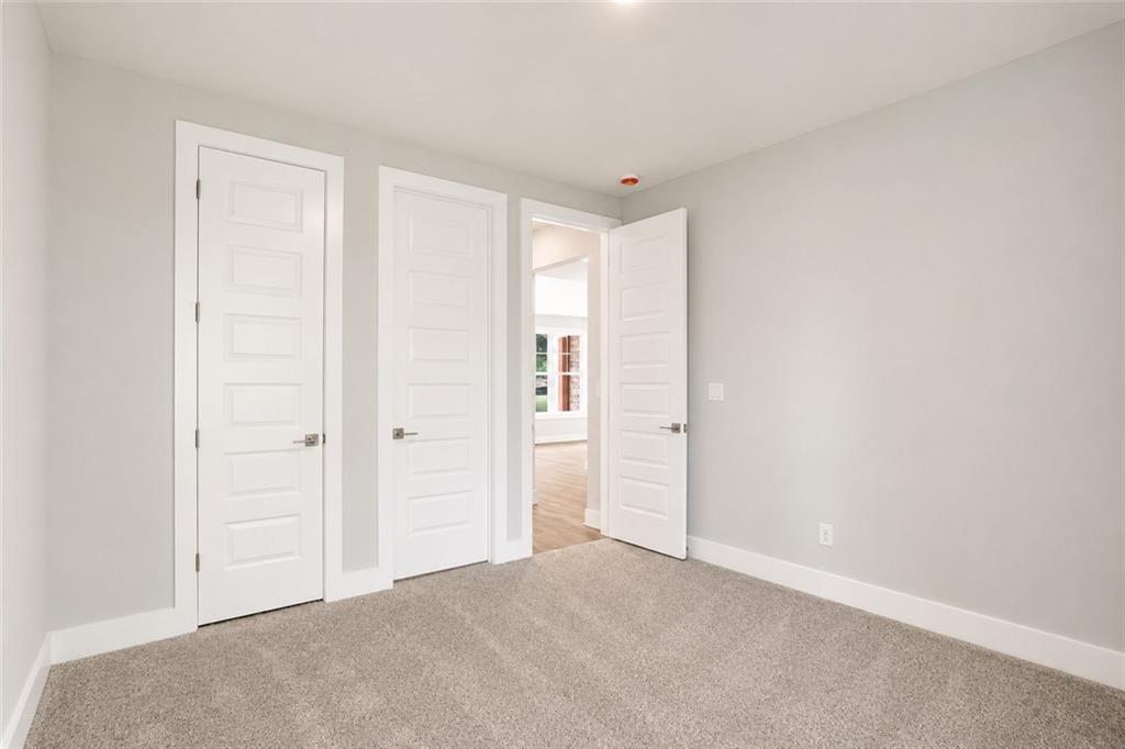 108 Se Patillo Manor Se Property Photo 32