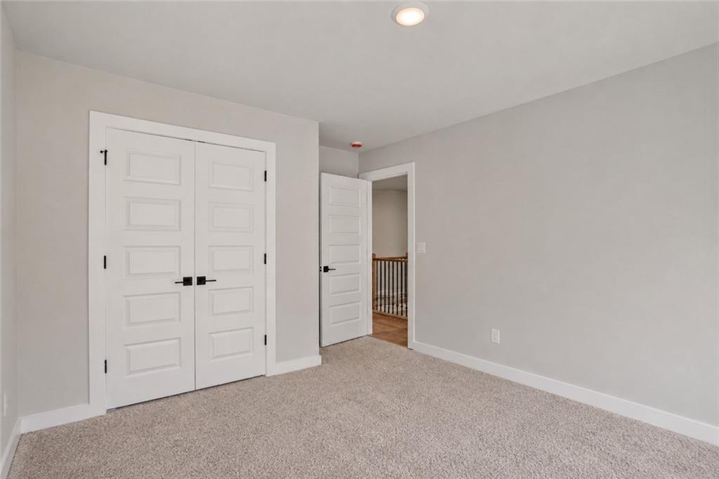 108 Se Patillo Manor Se Property Photo 35