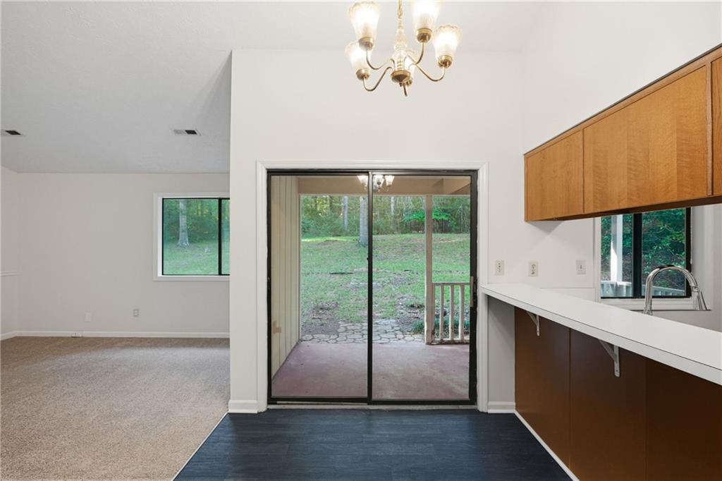 140 Forrest Brook Drive Property Photo 10