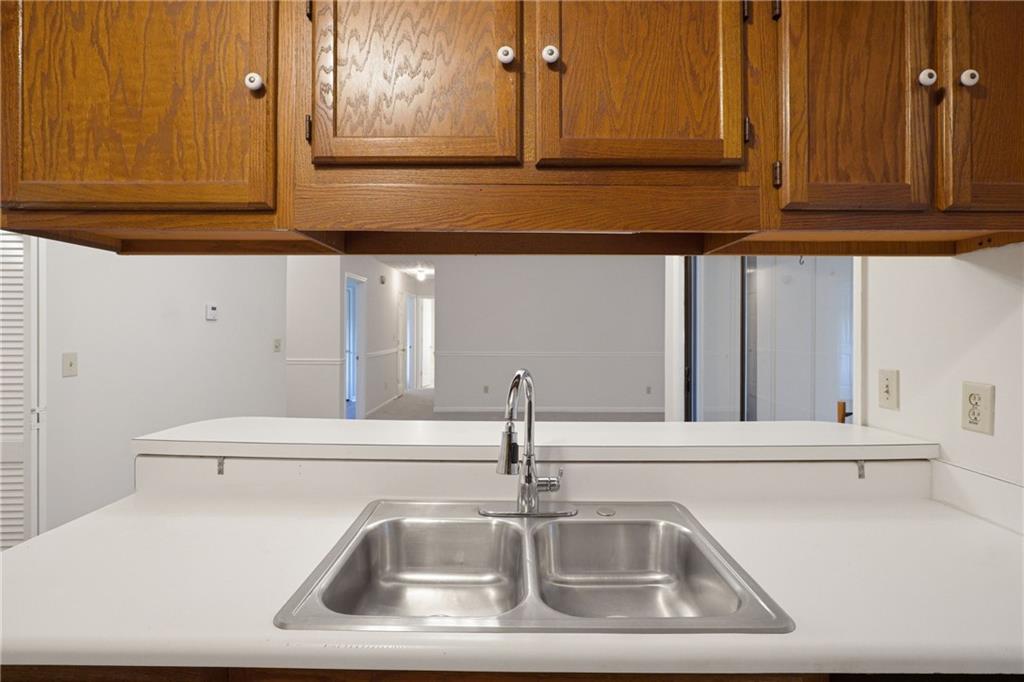 140 Forrest Brook Drive Property Photo 13
