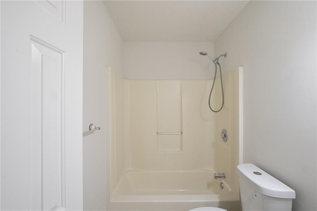 140 Forrest Brook Drive Property Photo 22