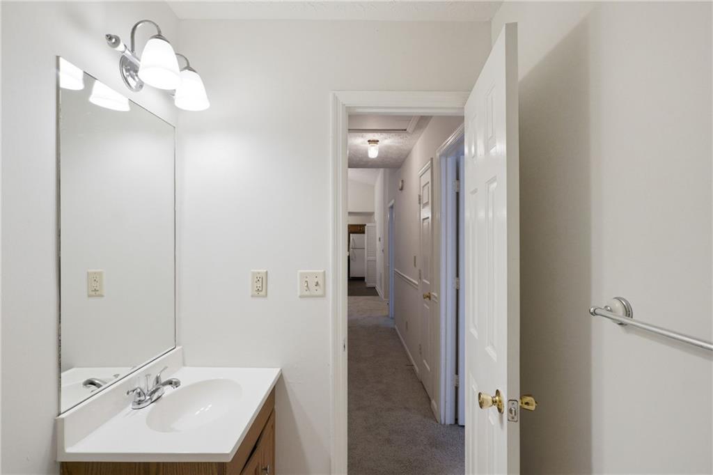 140 Forrest Brook Drive Property Photo 23