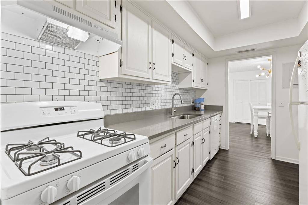6851 Roswell Road Unit K24 Property Photo 11