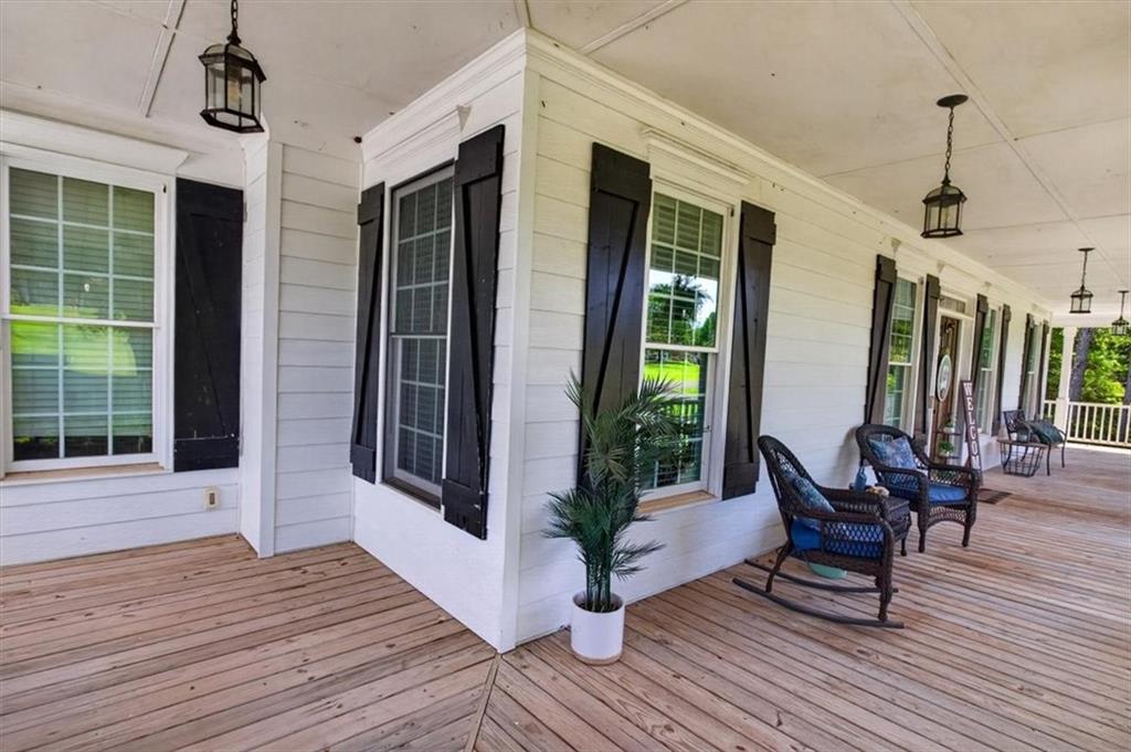 545 Hampton Farms Trail Property Photo 8