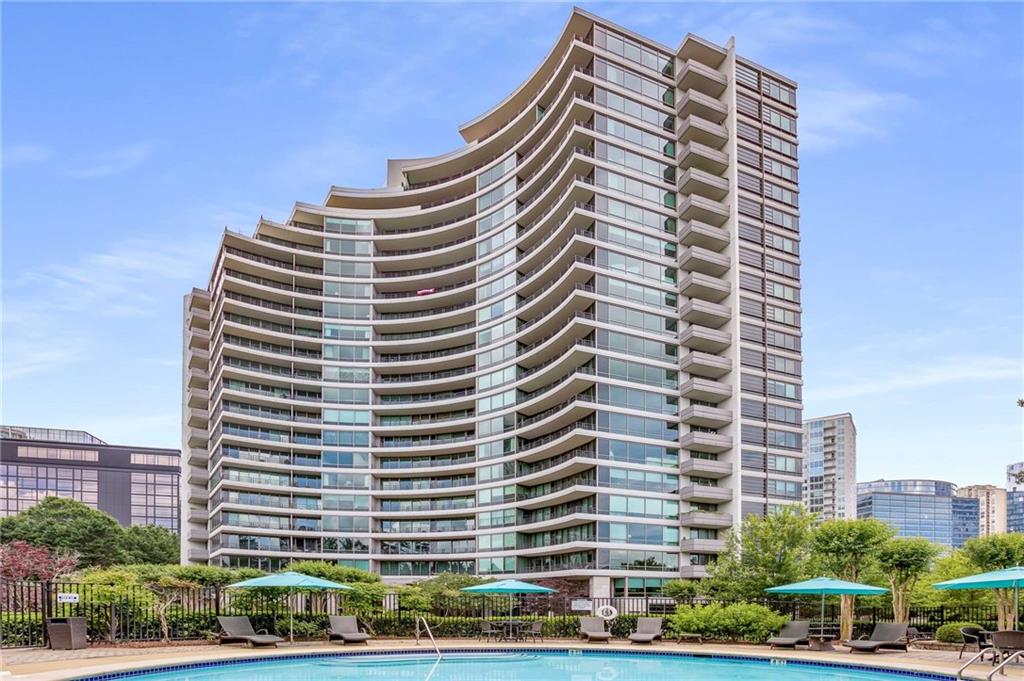 700 Park Regency Place Ne Unit 707 Property Photo 1