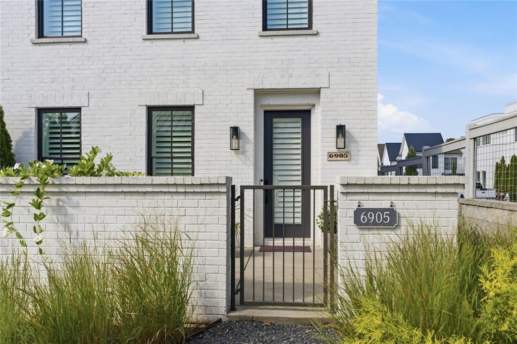 6905 Viridian Alley Property Photo 1