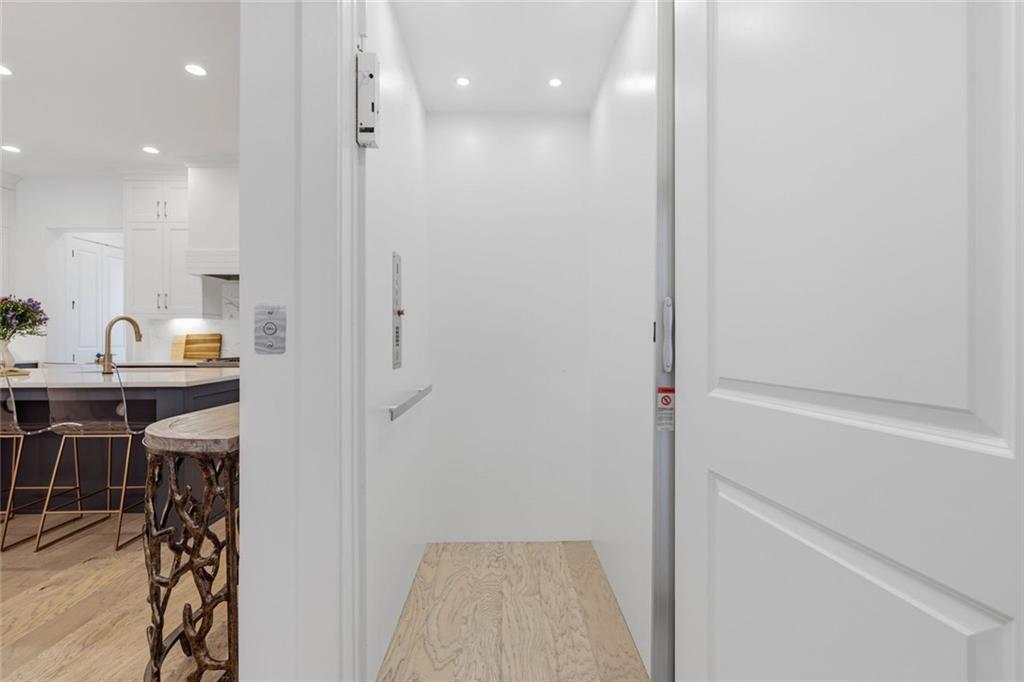 6905 Viridian Alley Property Photo 34