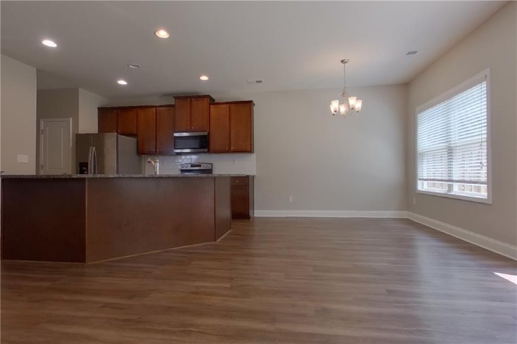 7821501 Property Photo 3