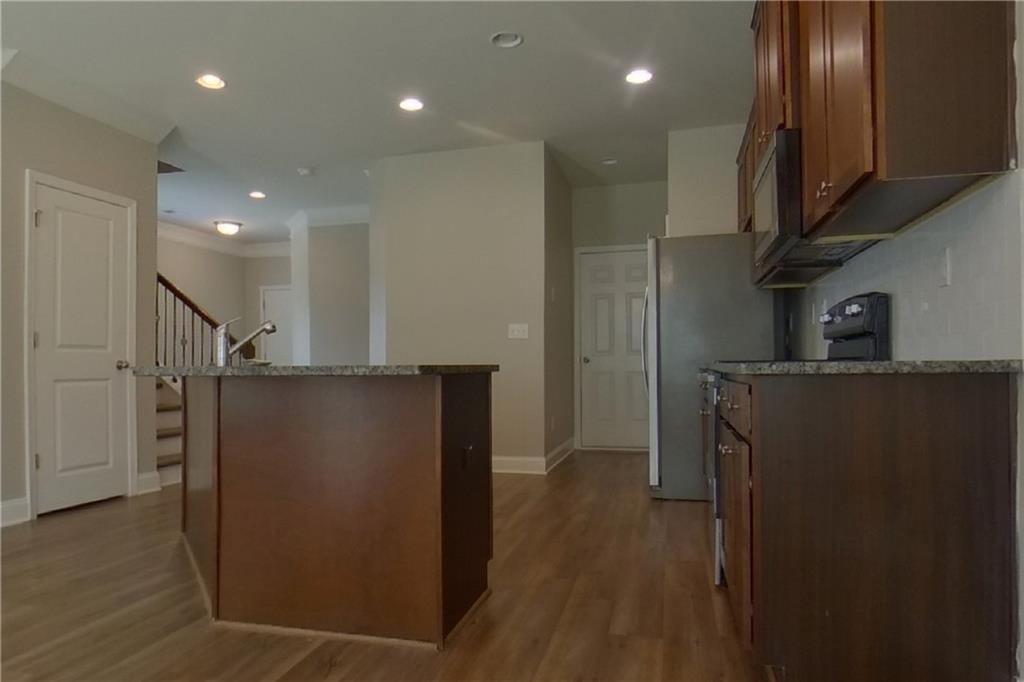 7821501 Property Photo 4