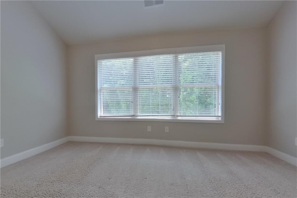7821501 Property Photo 6