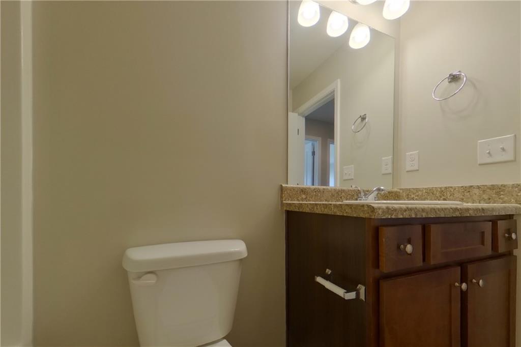 7821501 Property Photo 13