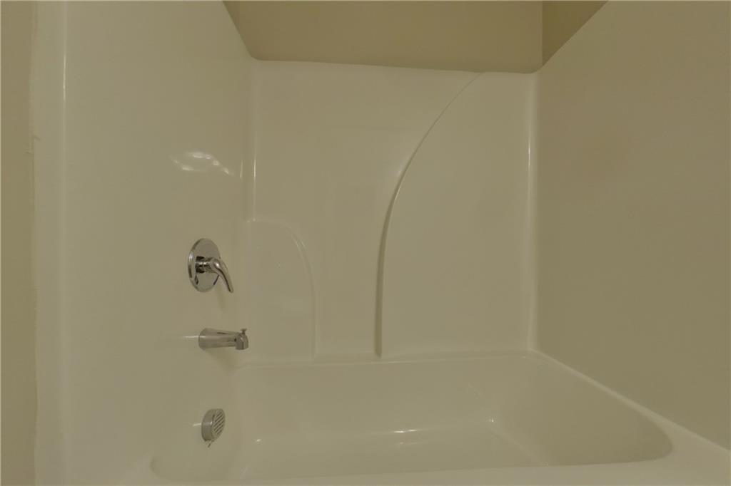7821501 Property Photo 14