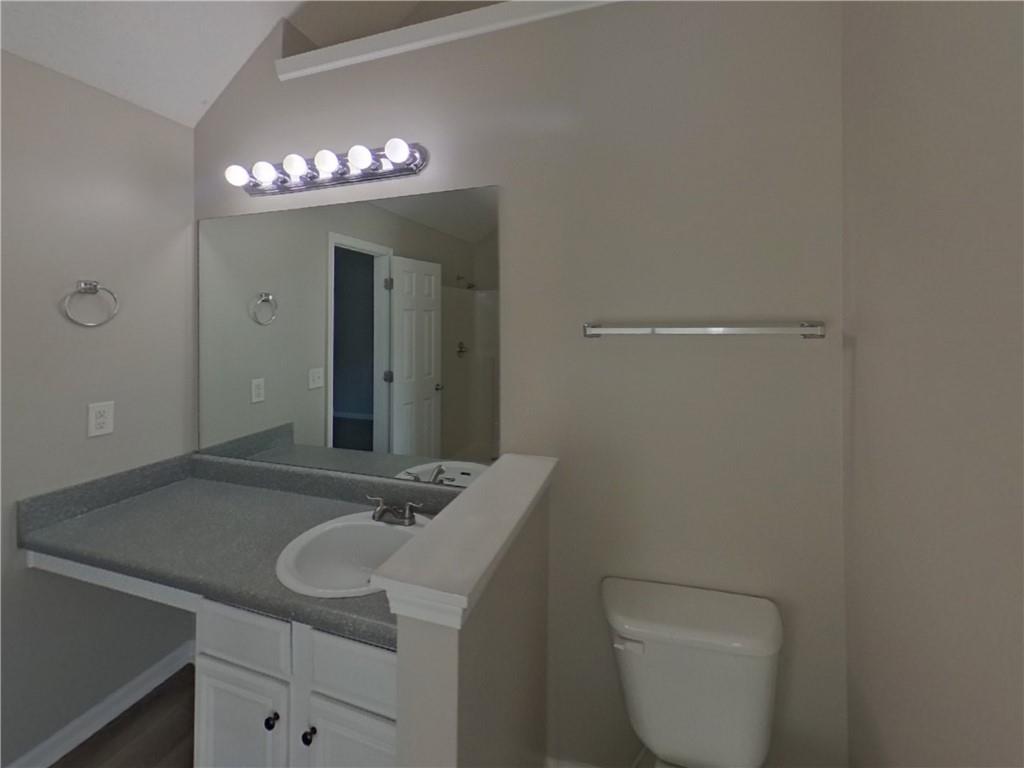 7821505 Property Photo 9