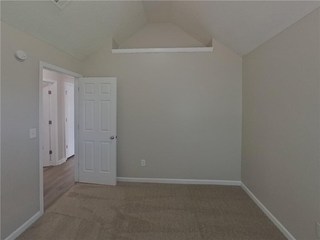 7821505 Property Photo 11