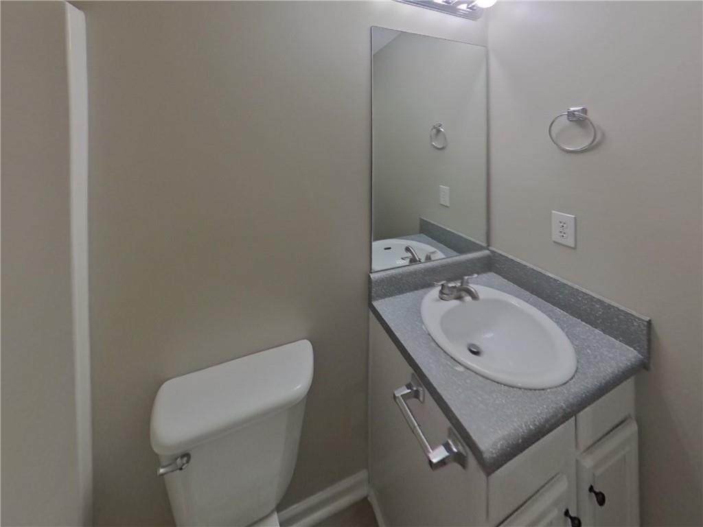 7821505 Property Photo 13
