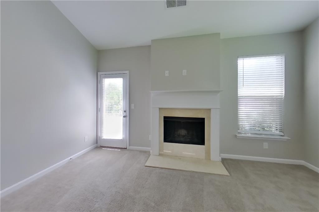 7821516 Property Photo 2
