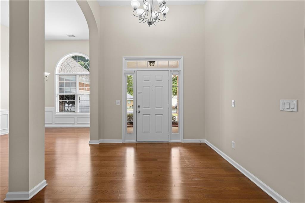 8004 Larksview Drive Property Photo 4
