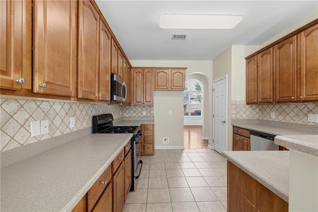 8004 Larksview Drive Property Photo 16