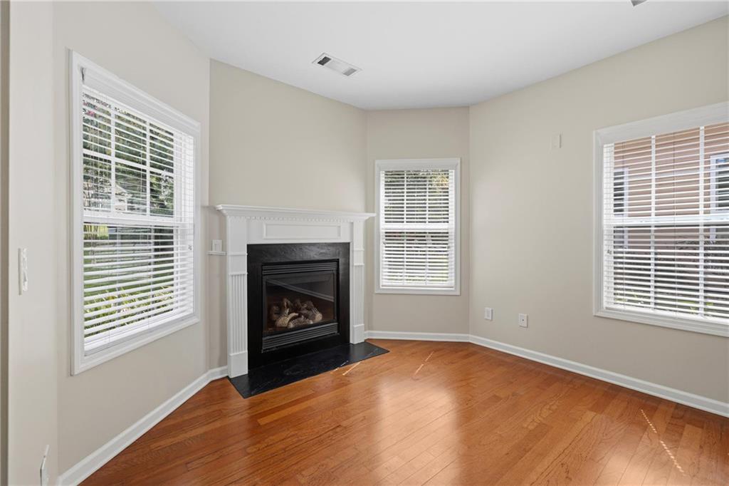 8004 Larksview Drive Property Photo 20