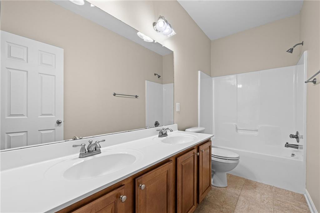 8004 Larksview Drive Property Photo 29