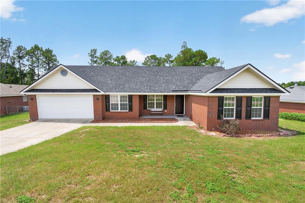2025 Clarkston Drive Property Photo 1