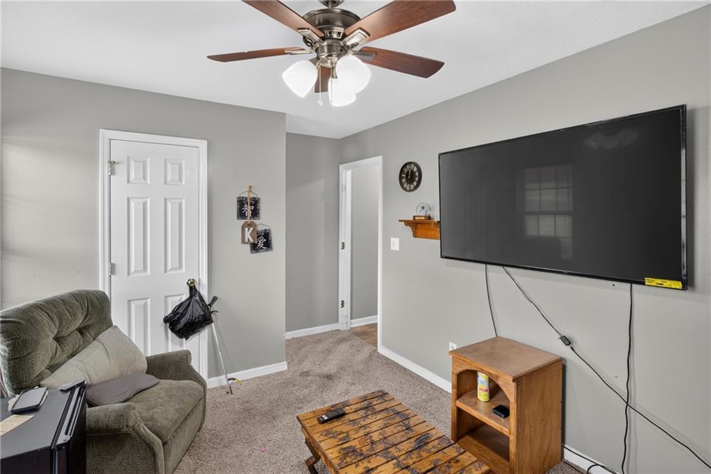 2025 Clarkston Drive Property Photo 12
