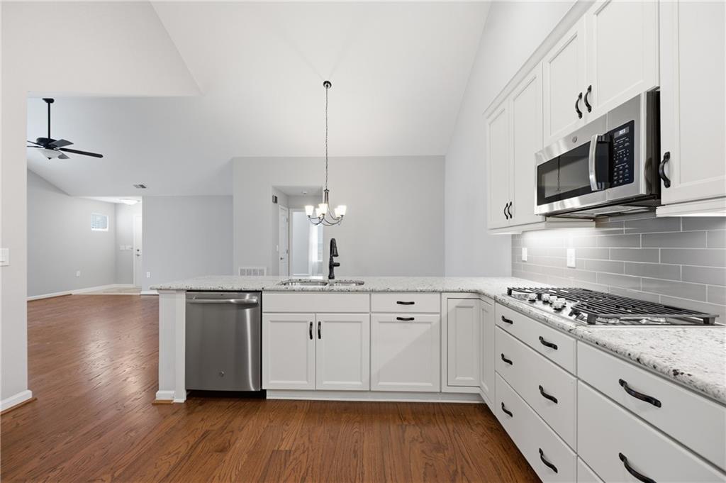 1103 Sweet Apple Circle Property Photo 4