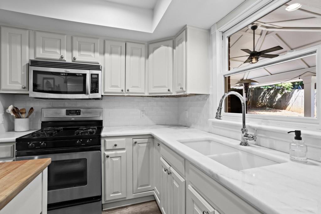 1457 Spruce Drive Se Property Photo 14