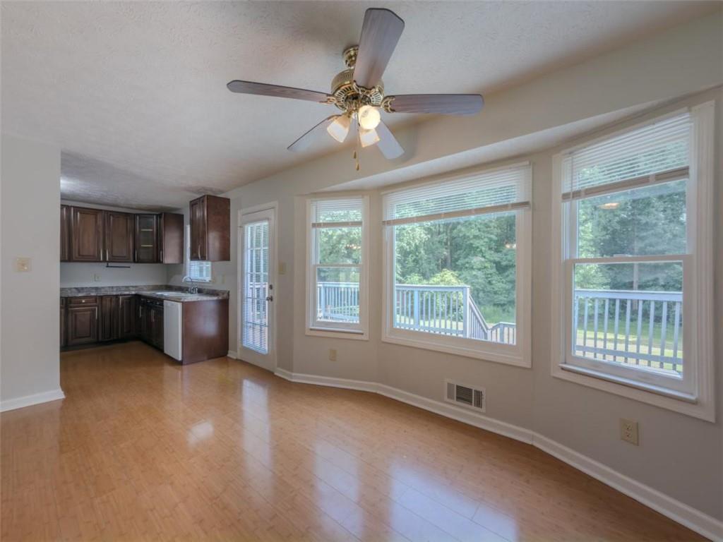 2050 Abington Lane Property Photo 16