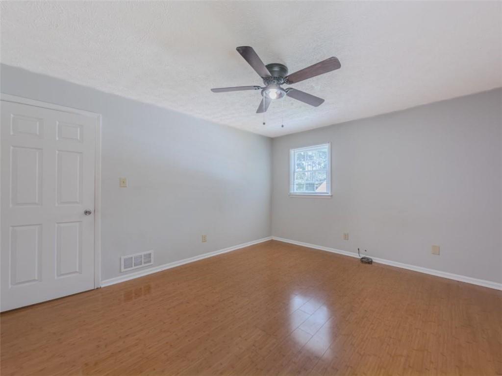 2050 Abington Lane Property Photo 19