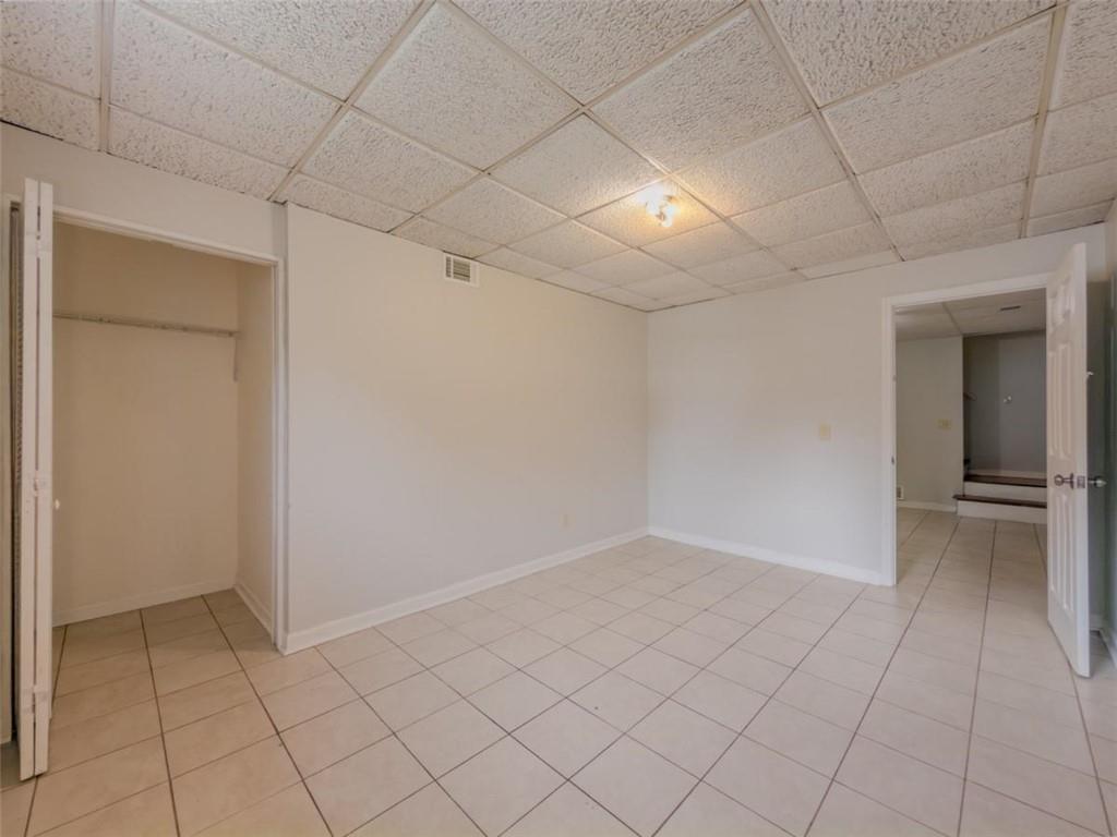 2050 Abington Lane Property Photo 29