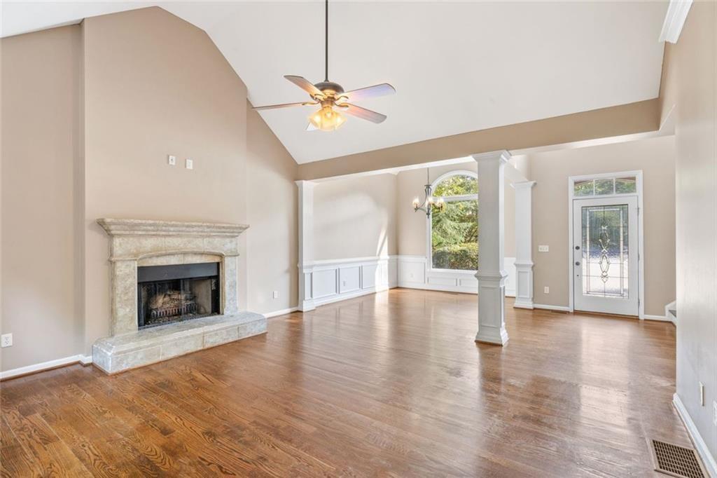 395 Amberbrook Circle Property Photo 6
