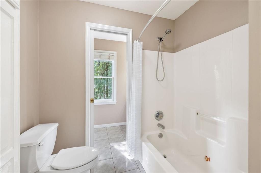 395 Amberbrook Circle Property Photo 21