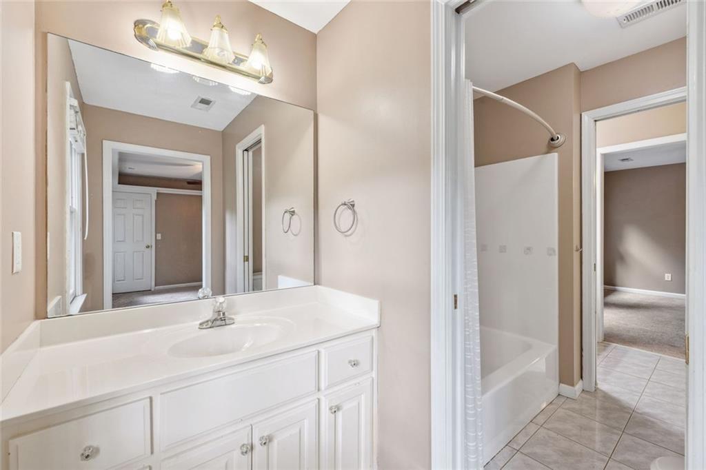 395 Amberbrook Circle Property Photo 22